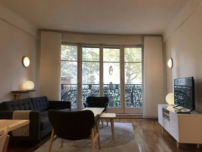 Location Appartement Paris 16E 62&nbsp;m² 2.360&nbsp;&euro;