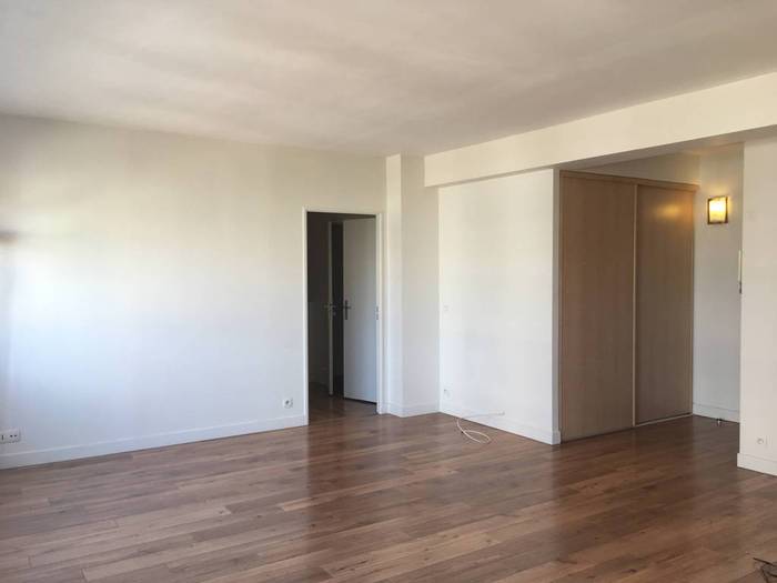 Vente Appartement Rueil-Malmaison (92500) 80&nbsp;m² 375.000&nbsp;&euro;