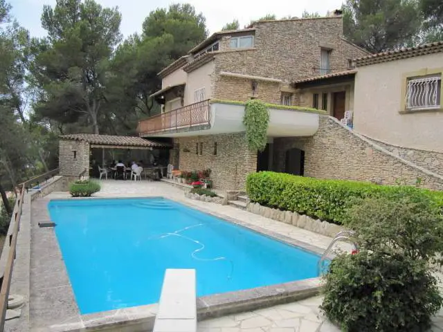 Vente Maison 10 Mn Aix-En-Provence 253&nbsp;m² 850.000&nbsp;&euro;