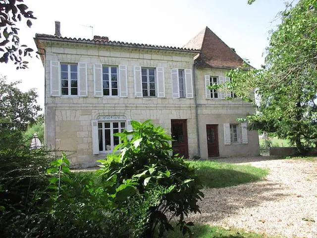 Vente Maison Saint-Front-De-Pradoux (24400) 250&nbsp;m² 250.000&nbsp;&euro;