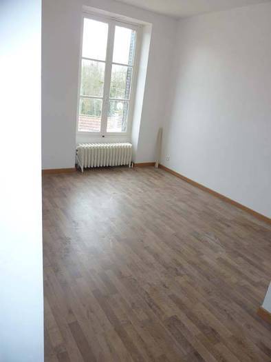 Location immobilier 1.175&nbsp;&euro; Osny (95520)
