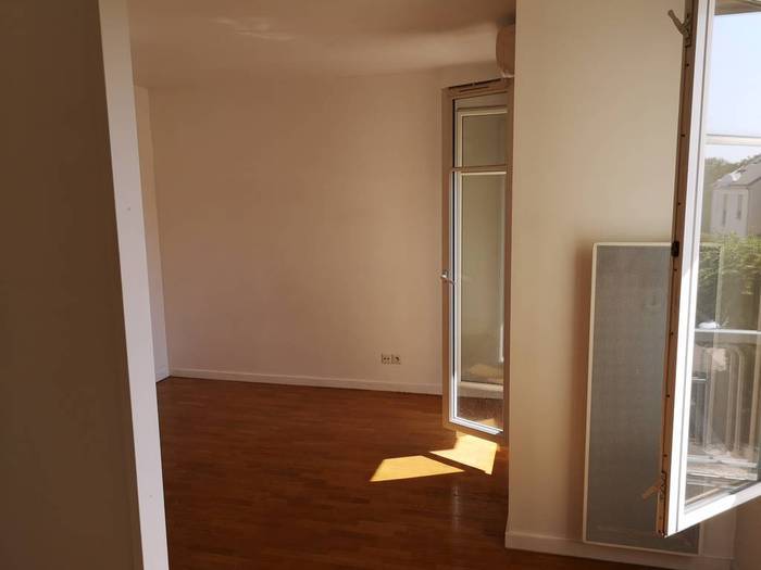 Location Appartement Vincennes 28&nbsp;m² 849&nbsp;&euro;