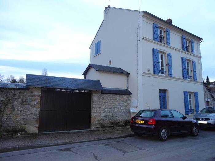 Location Maison Oinville-Sur-Montcient 180&nbsp;m² 1.500&nbsp;&euro;