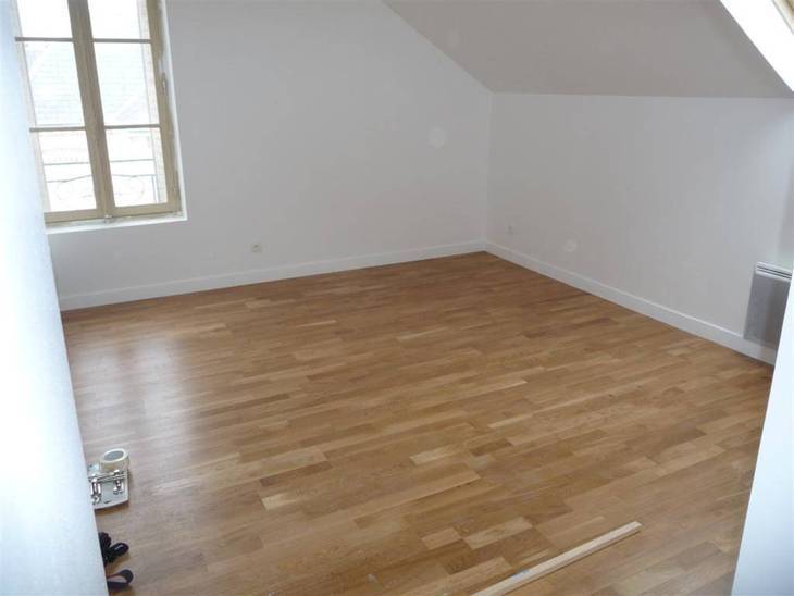 Location immobilier 580&nbsp;&euro; Orleans (45)