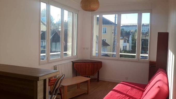 Location Appartement Chatenay-Malabry (92290) 40&nbsp;m² 1.200&nbsp;&euro;