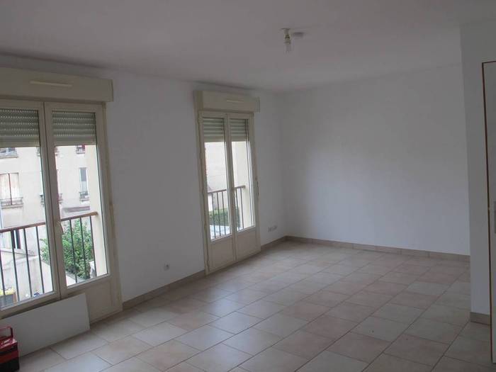 Location immobilier 730&nbsp;&euro; Limay (78520)