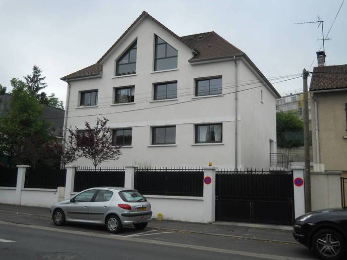 Location Appartement Rueil-Malmaison (92500) 71&nbsp;m² 1.300&nbsp;&euro;