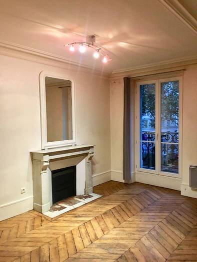 Location Appartement Paris 9E 50&nbsp;m² 1.640&nbsp;&euro;