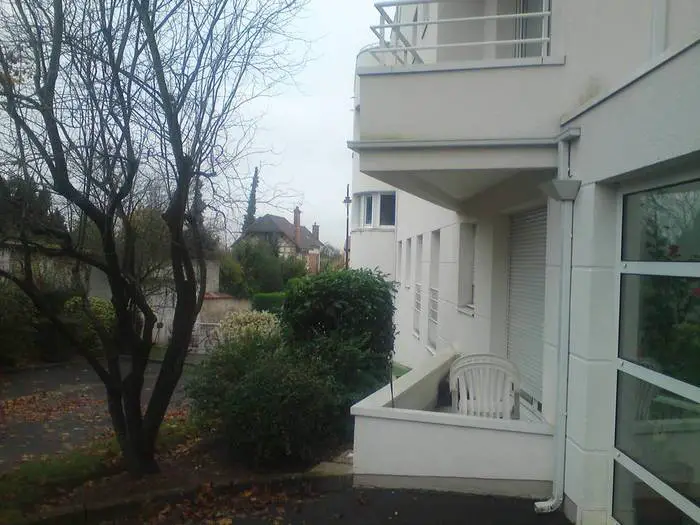 Location Appartement Chatenay-Malabry (92290) 56&nbsp;m² 1.000&nbsp;&euro;