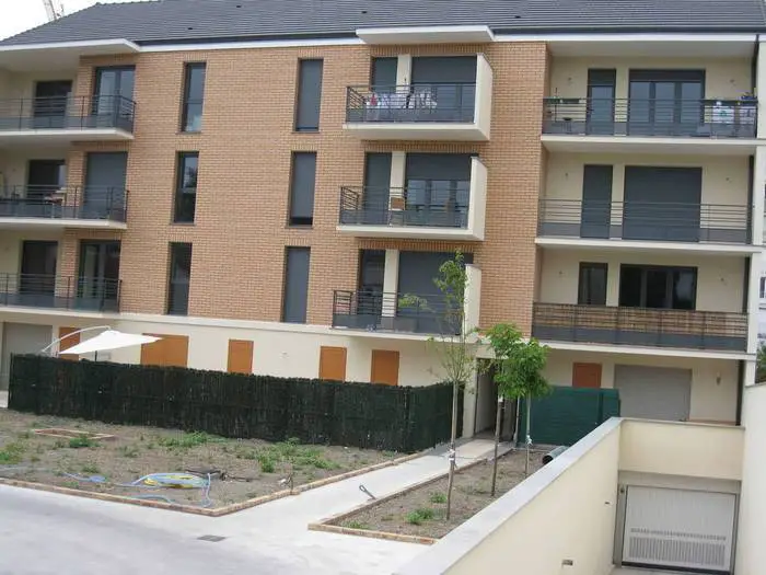 Location Appartement Rosny-Sous-Bois (93110) 49&nbsp;m² 890&nbsp;&euro;