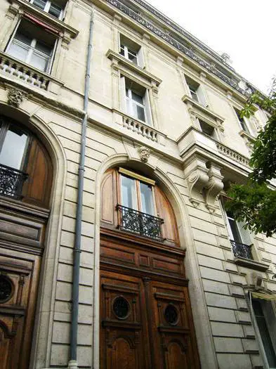 Location Appartement Paris 16E 19&nbsp;m² 650&nbsp;&euro;