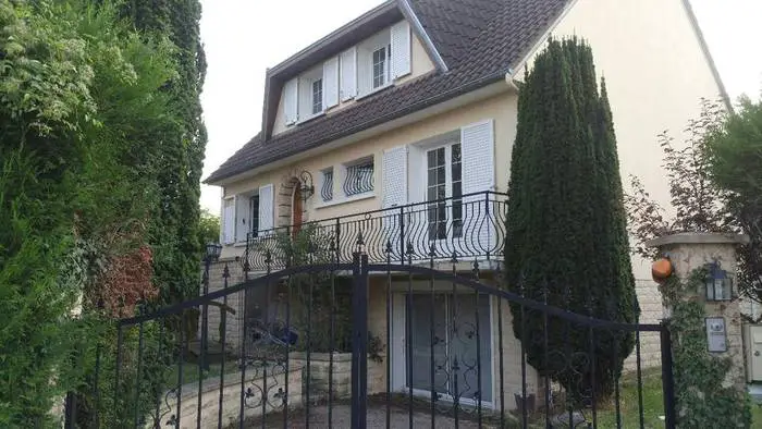Vente Maison Bouafle (78410) 234&nbsp;m² 379.000&nbsp;&euro;