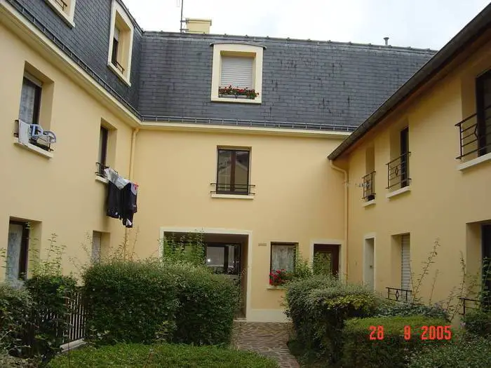 Location Appartement Rosny-Sous-Bois (93110) 34&nbsp;m² 690&nbsp;&euro;