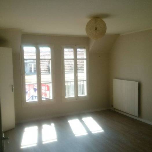 Location Appartement Rueil-Malmaison 50&nbsp;m² 