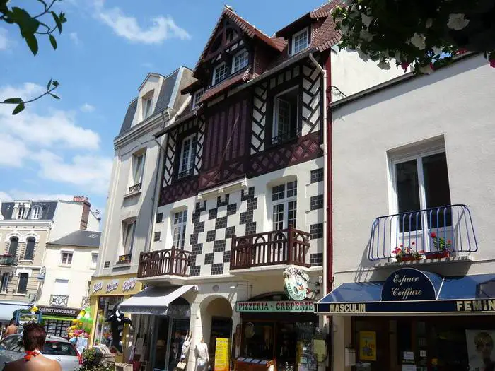 Location Appartement Villers-Sur-Mer (14640) 30&nbsp;m² 580&nbsp;&euro;