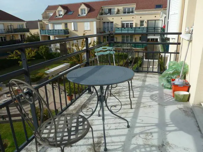 Location immobilier 800&nbsp;&euro; Trappes (78190)