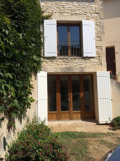 Location Maison Tavel (30126) 75&nbsp;m² 586&nbsp;&euro;