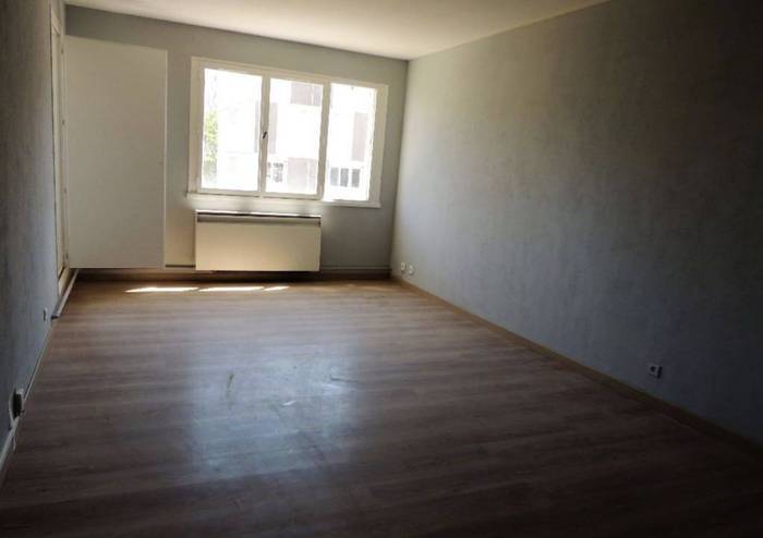Location immobilier 770&nbsp;&euro; Lille (59)