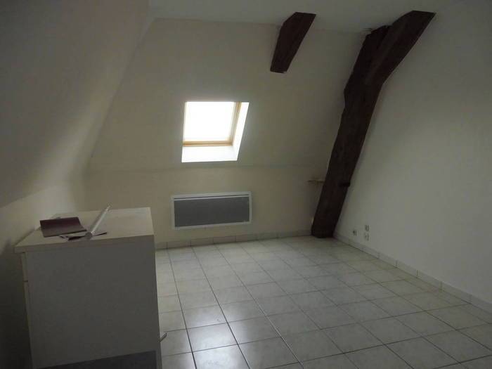 Location Appartement Le Coudray-Montceaux 25&nbsp;m² 480&nbsp;&euro;