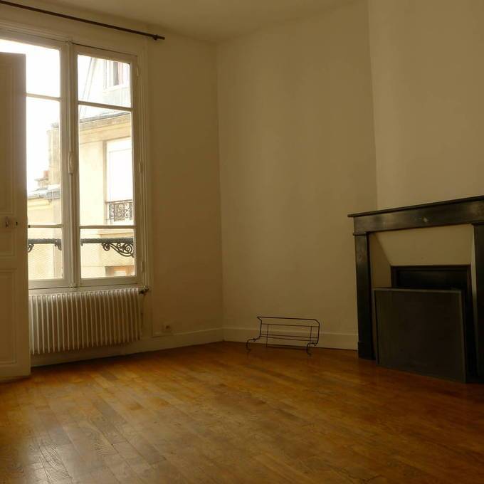 Location Appartement Paris 18E 32&nbsp;m² 950&nbsp;&euro;