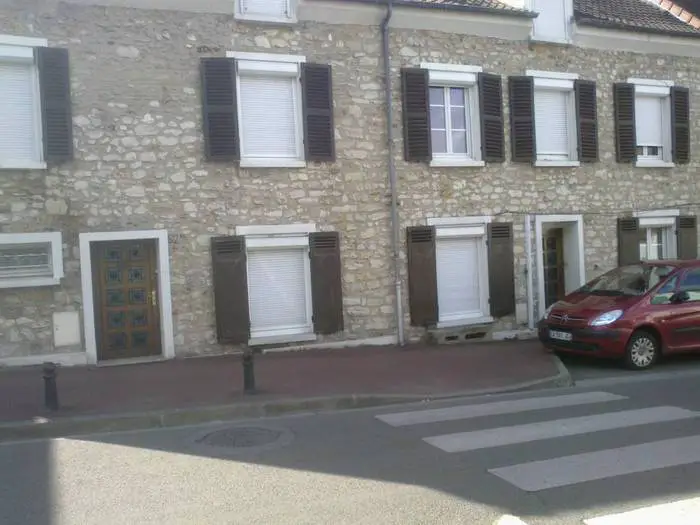 Appartement Saint-Nom-La-Breteche (78860) 700&nbsp;&euro;