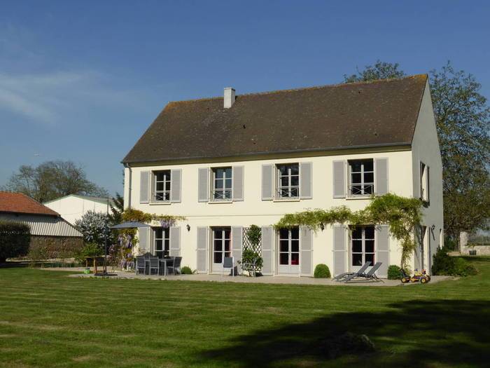 Location Maison Charny (77410) 200&nbsp;m² 2.550&nbsp;&euro;