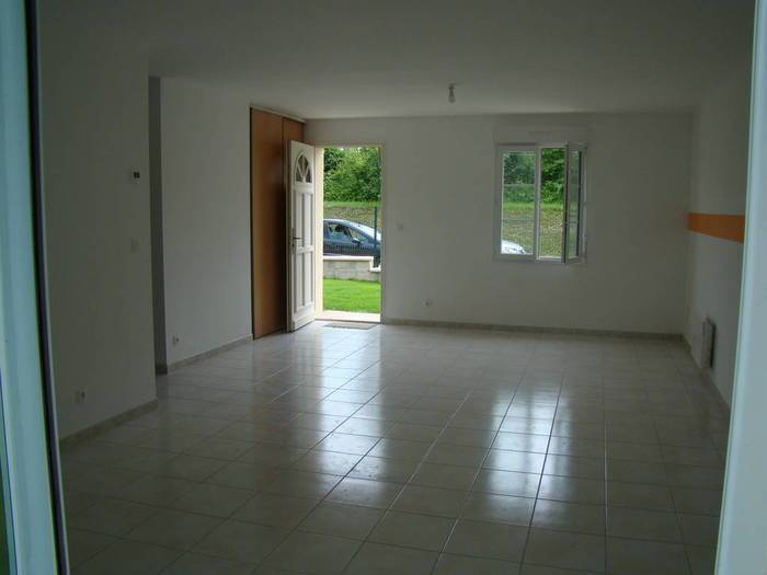 Location immobilier 860&nbsp;&euro; Breteuil (60120)