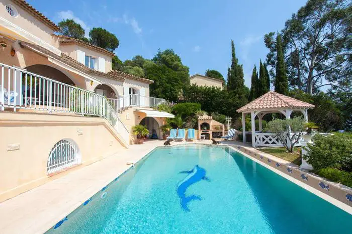 Vente immobilier 1.400.000&nbsp;&euro; Roquebrune-Sur-Argens