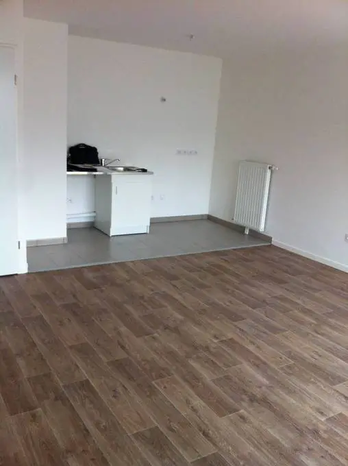 Location immobilier 995&nbsp;&euro; Aubervilliers (93300)