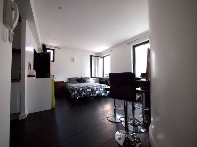 Appartement 995&nbsp;&euro; 29&nbsp;m² Issy-Les-Moulineaux
