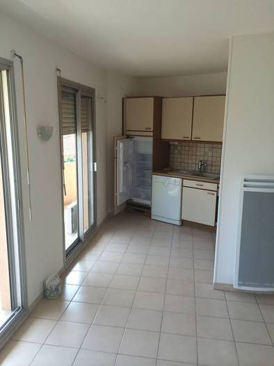 Location immobilier 805&nbsp;&euro; Antibes (06)