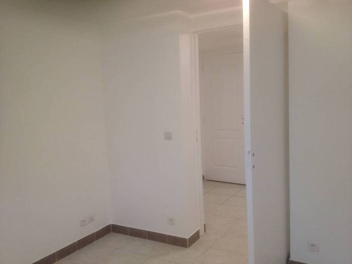 Location immobilier 665&nbsp;&euro; Orly (94310)