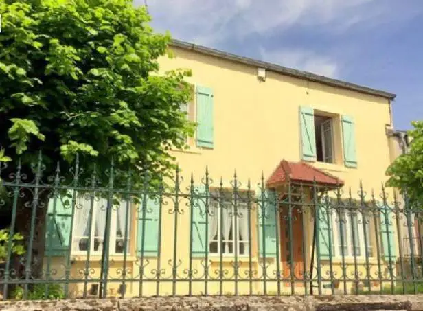 Vente Maison Laferte-Sur-Amance (52500) 297&nbsp;m² 110.000&nbsp;&euro;