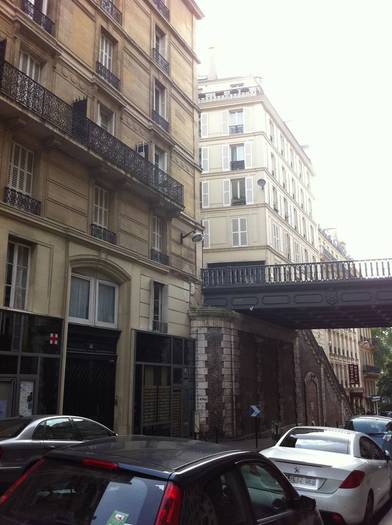 Immobilier Paris 9E 888&nbsp;&euro; 19&nbsp;m²