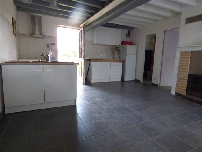 Location immobilier 800&nbsp;&euro; Favieres (28170)