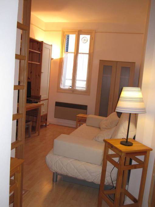 Location Appartement Paris 16E 16&nbsp;m² 700&nbsp;&euro;
