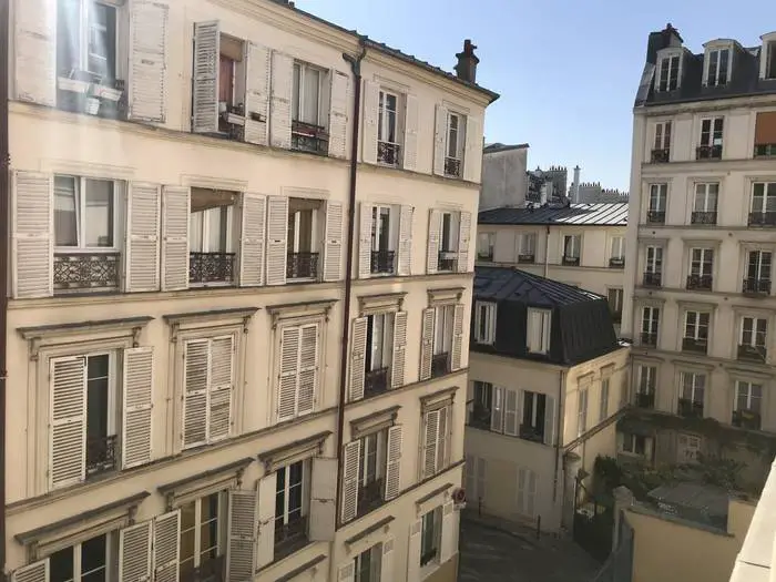 Location Appartement Paris 18E 20&nbsp;m² 691&nbsp;&euro;