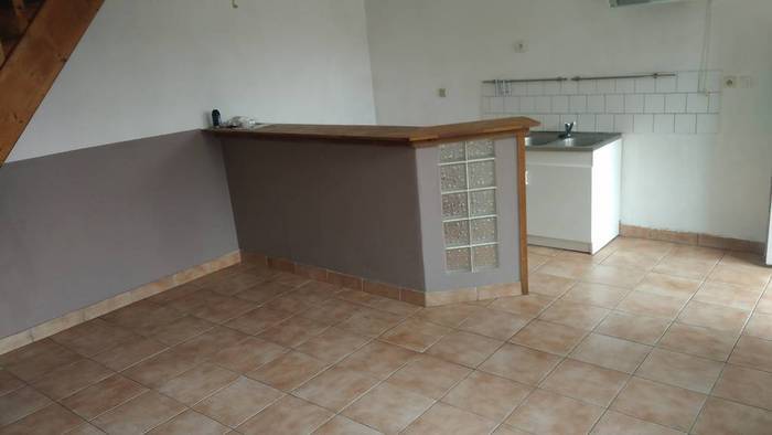 Location immobilier 510&nbsp;&euro; Solesmes (59730)