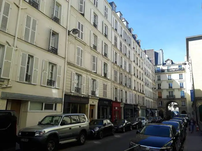 Location Appartement Paris 7E 14&nbsp;m² 780&nbsp;&euro;