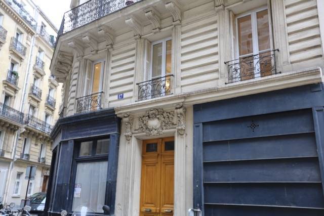 Location Appartement Paris 15E 39&nbsp;m² 1.390&nbsp;&euro;