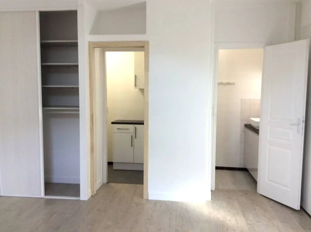 Location Appartement Brueil-En-Vexin (78440) 26&nbsp;m² 560&nbsp;&euro;