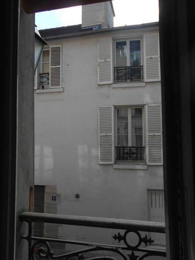 Appartement 1.097&nbsp;&euro; 28&nbsp;m² Paris 3E