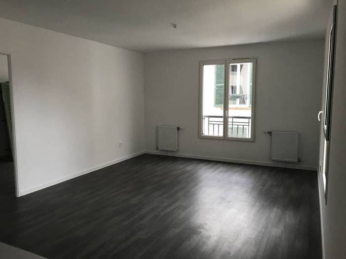 Location immobilier 660&nbsp;&euro; Fontainebleau (77300)