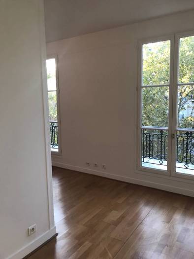 Location Appartement Paris 19E
