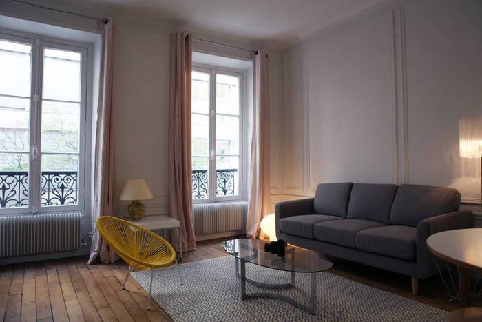 Location Appartement Paris 7E 43&nbsp;m² 1.600&nbsp;&euro;