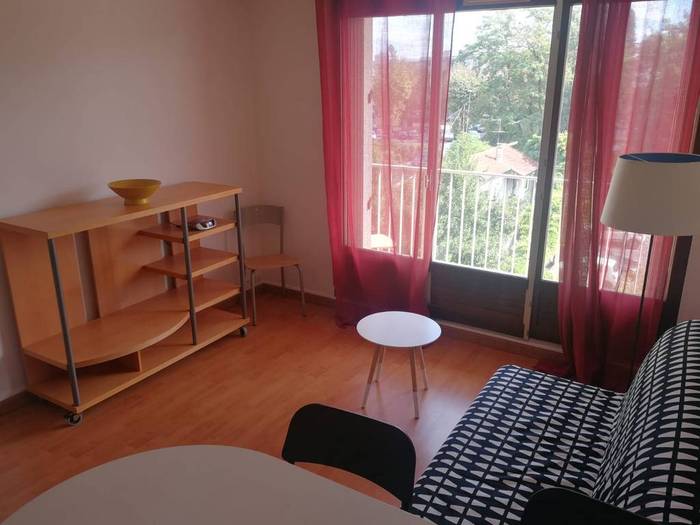 Location immobilier 750&nbsp;&euro; Bagneux (92220)