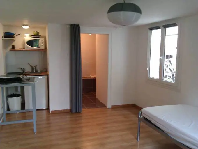 Location Appartement Nanterre 19&nbsp;m² 620&nbsp;&euro;