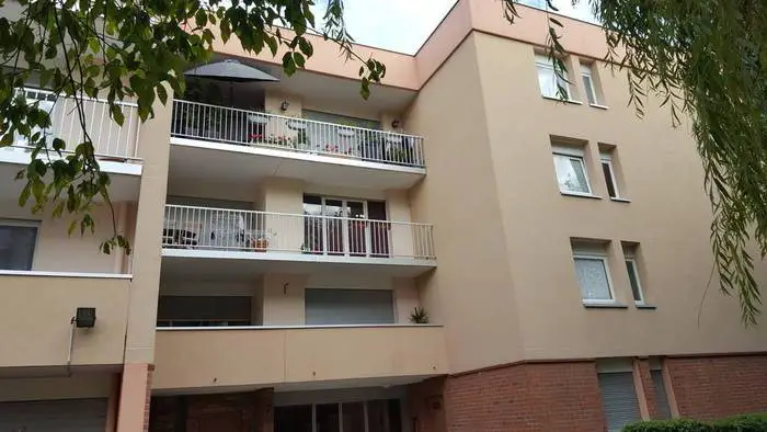 Location Appartement Evry (91000) 12&nbsp;m² 330&nbsp;&euro;
