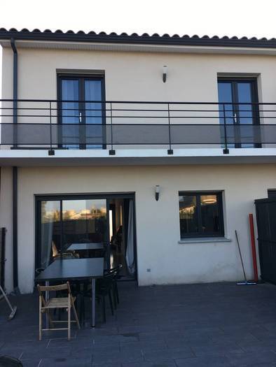 Maison 950&nbsp;&euro; 80&nbsp;m² Port-La-Nouvelle (11210)