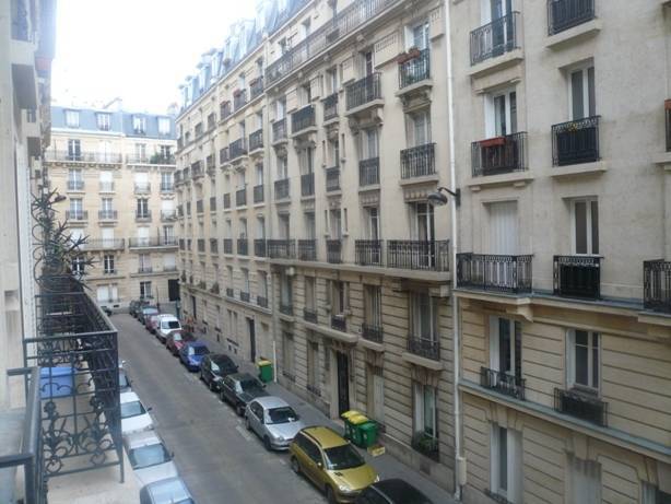Appartement 1.580&nbsp;&euro; 52&nbsp;m² Paris 15E